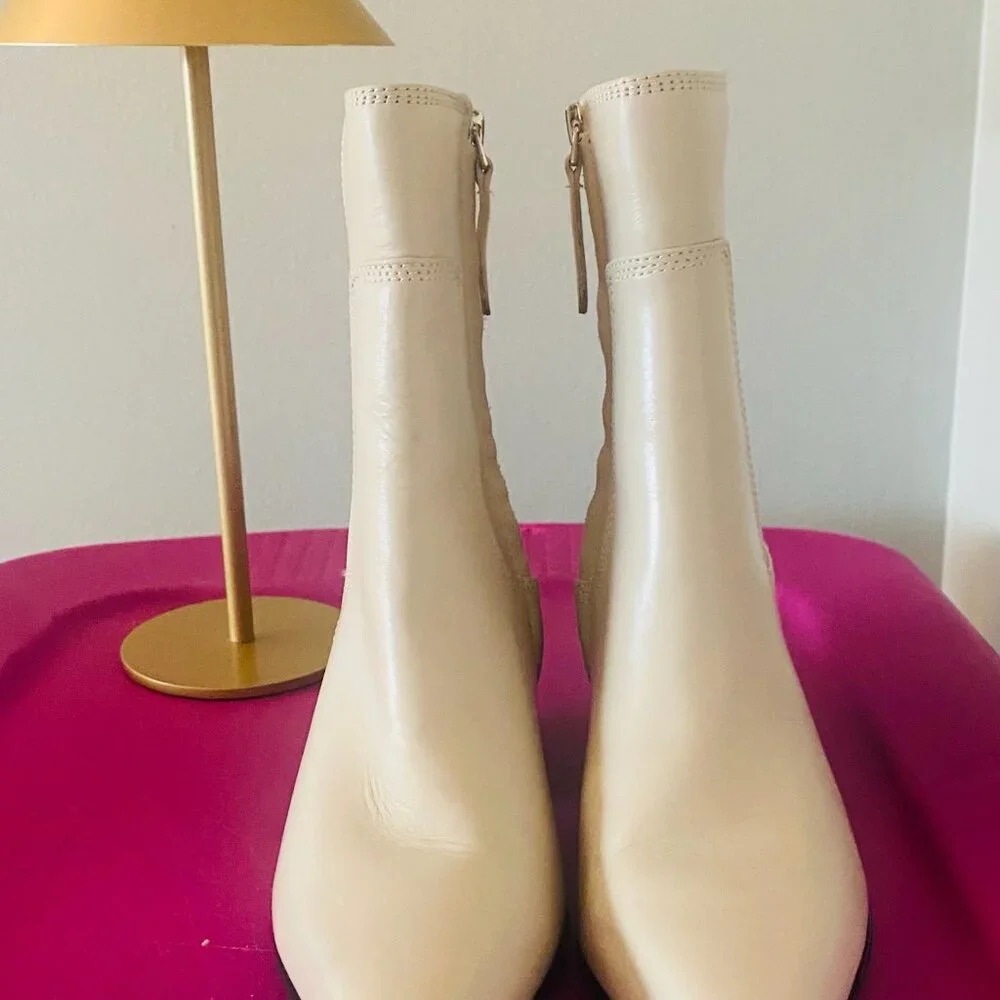 Franco Sarto Pointed Toe Boots 6.5 - Picture 2 of 7